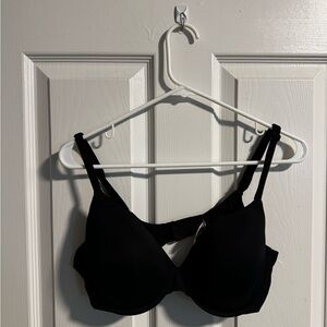 38C Victoria's Secret Black T-Shirt Bra